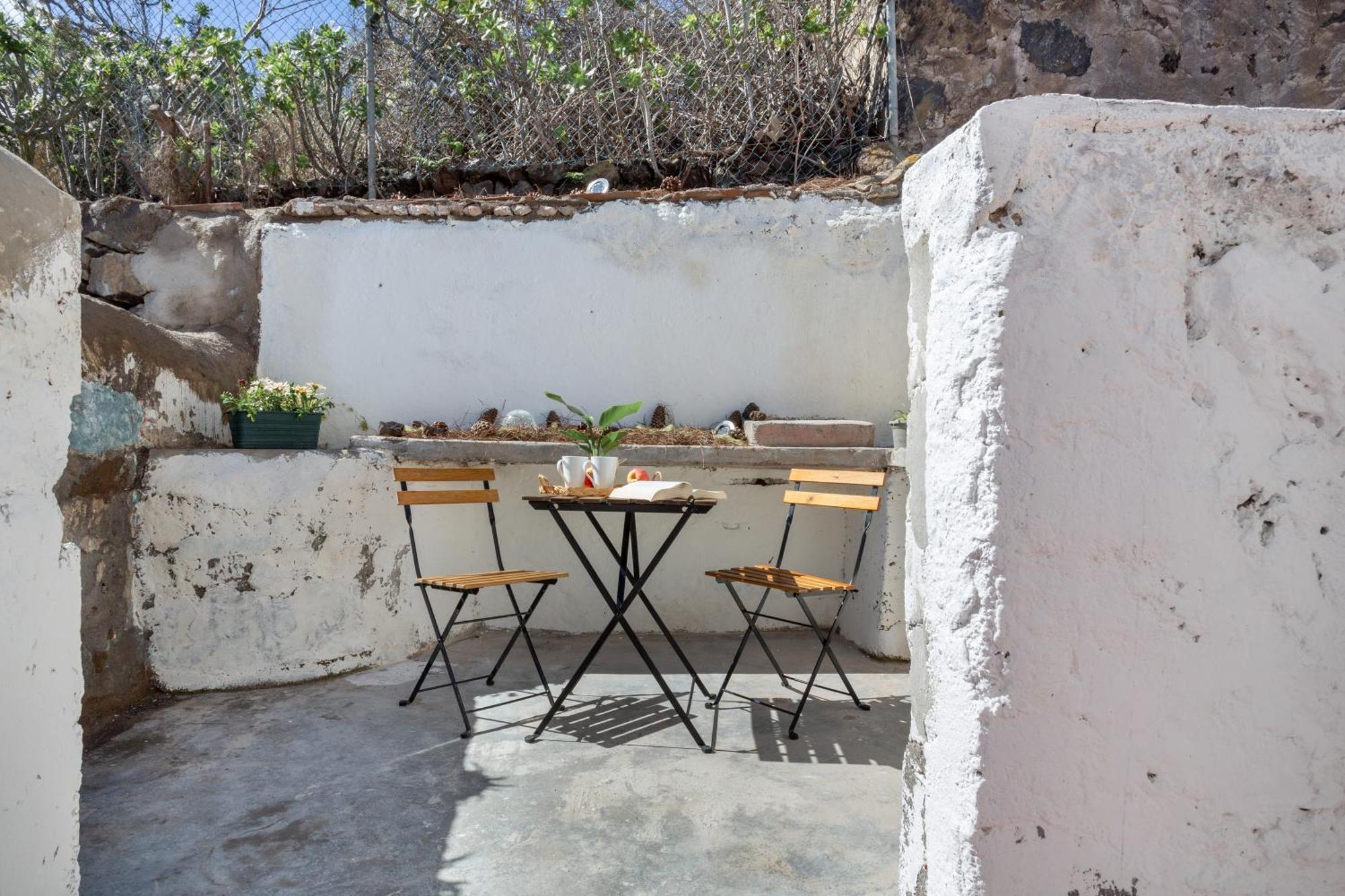 Un Jardin Al Mar Hotell Genovés Exteriör bild